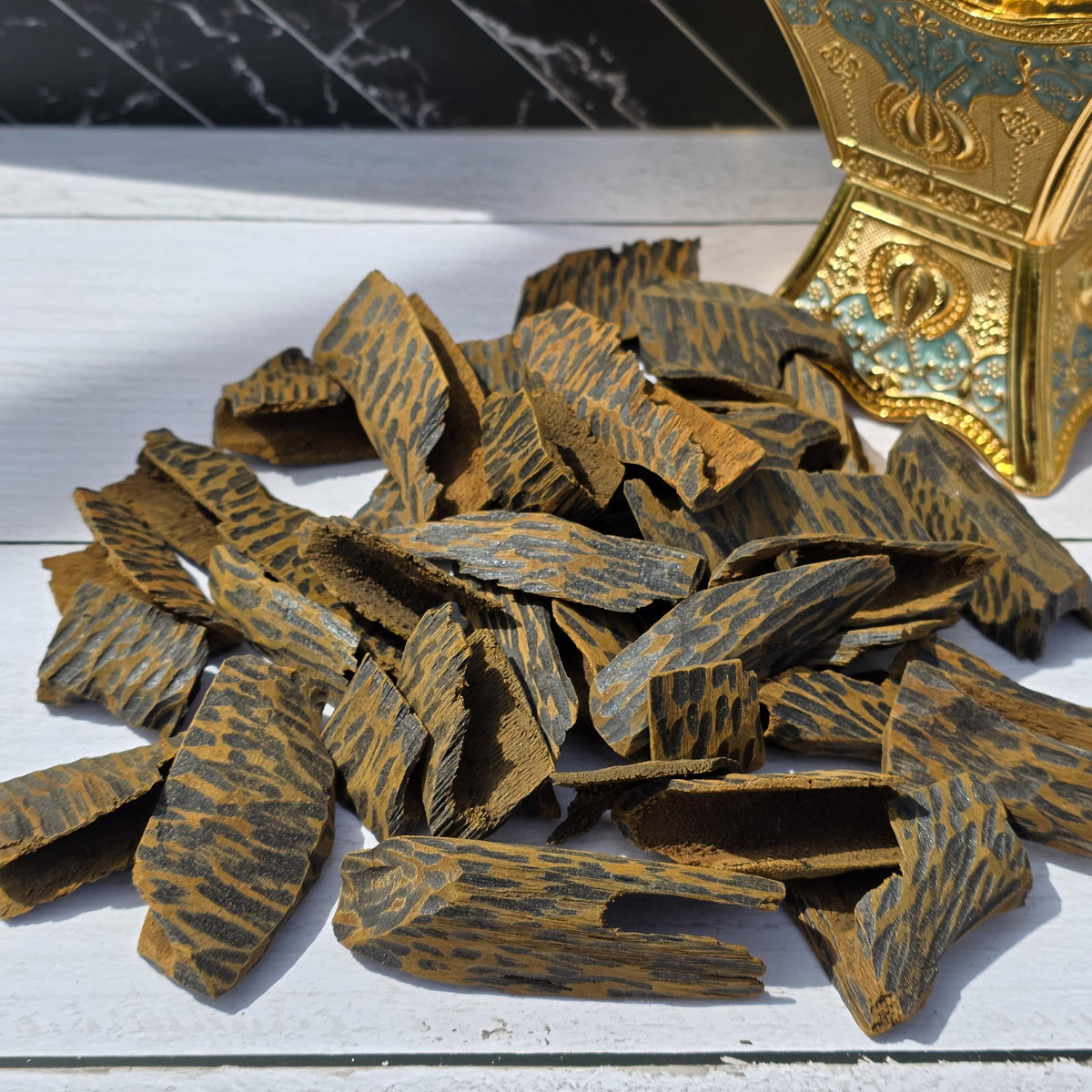 Muri Muhassan Oud Chips – Super Grade Vietnamese Agarwood Infused with Natural Oud Resin | Deep, Smooth & Resinous