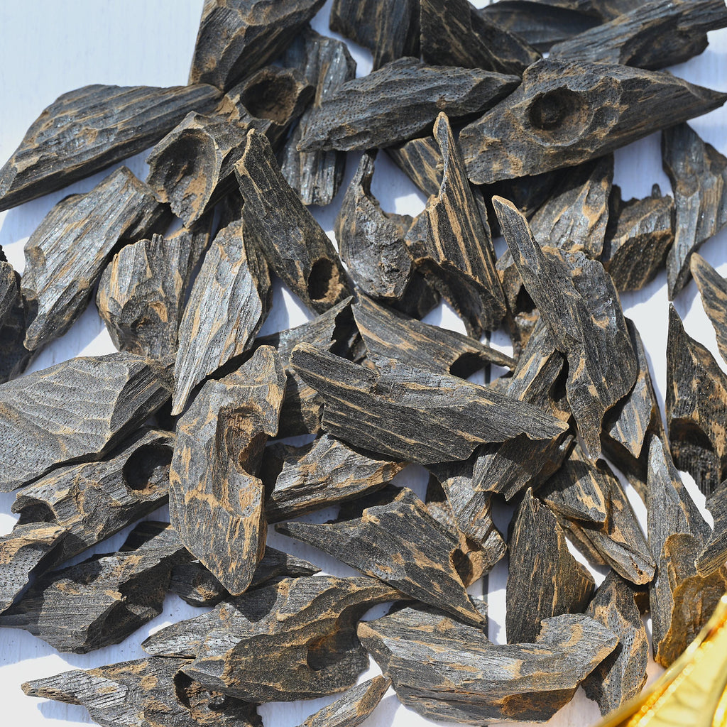 Bentley Muhassan Oud Chips – Double Super Vietnamese Agarwood Infused with Natural Oud Resin | Rich, Full-Bodied & Sweet