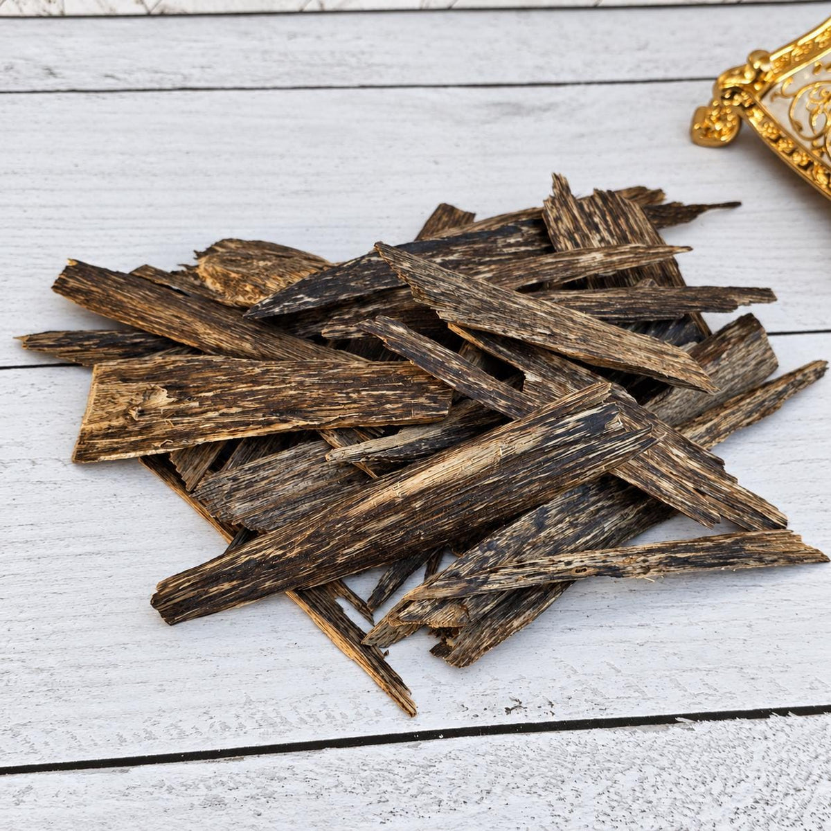 Wild Kalimantan Oud Chips – Super Grade | Natural Borneo Agarwood Chips | Sweet Indonesian Oud Wood Incense